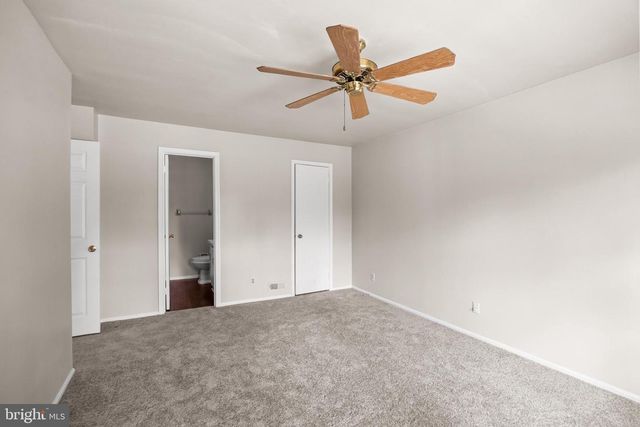292-B EVERLY CT, Mount Laurel, NJ 08054