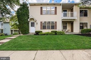 292-B EVERLY CT, Mount Laurel, NJ 08054