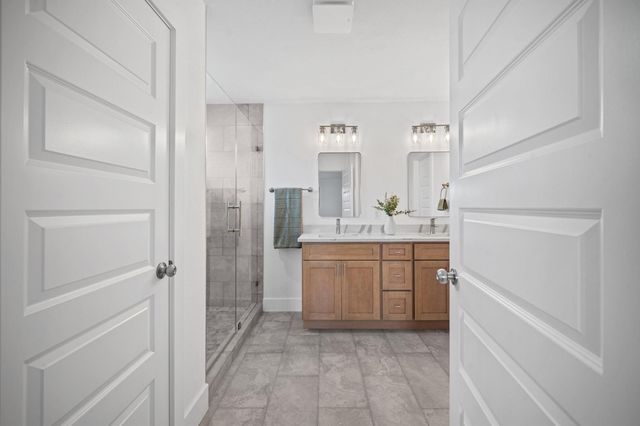 13122 Lake Conroe Bay Road, Willis, TX 77318