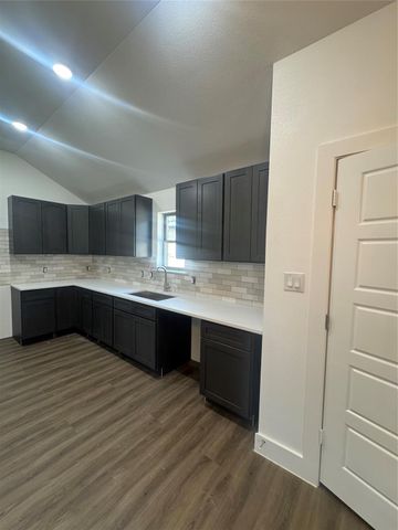 13122 Lake Conroe Bay Road, Willis, TX 77318