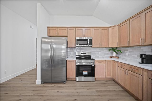 13122 Lake Conroe Bay Road, Willis, TX 77318