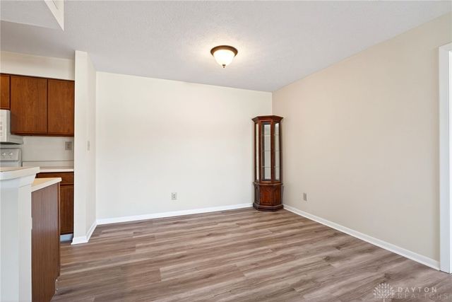 1311 Hollow Run 6, Centerville, OH 45459