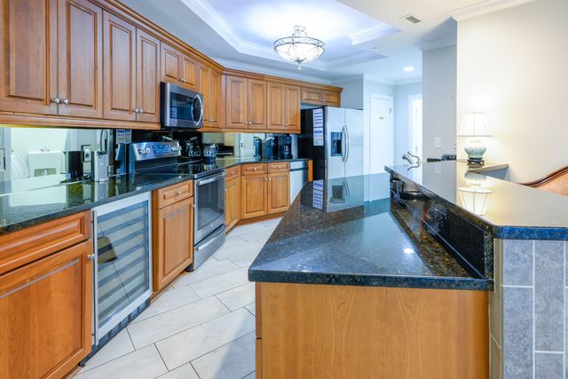 8500 Margate Cir Apt 904, Myrtle Beach, SC 29572