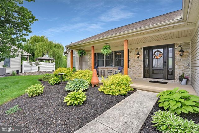 69 MISTY LN, Ephrata, PA 17522