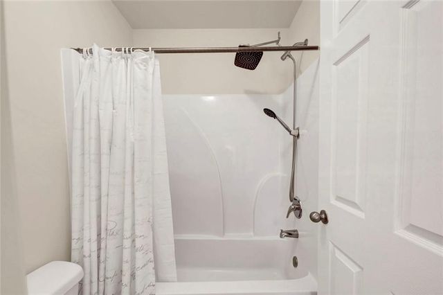 2540 Trelipe Drive, Lawrenceville, GA 30044