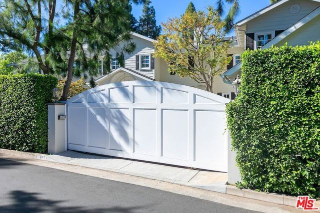 655 N Faring Road, Los Angeles, CA 90077