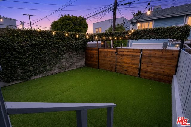 806 Navy Street, Santa Monica, CA 90405