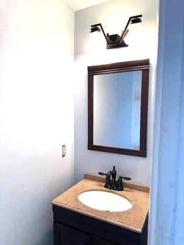 3082 S Oakland Forest Drive 1306, Oakland Park, FL 33309