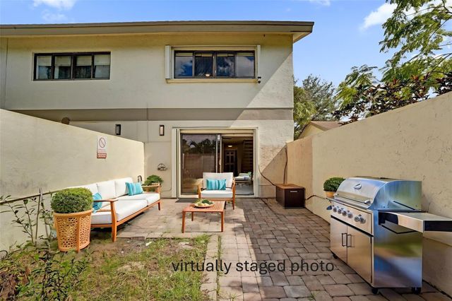 3082 S Oakland Forest Drive 1306, Oakland Park, FL 33309