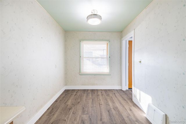 472 Mayflower Avenue, Lincoln Park, MI 48146