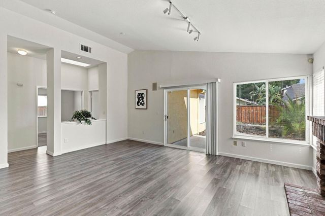 2102 Homecoming Way, Brentwood, CA 94513