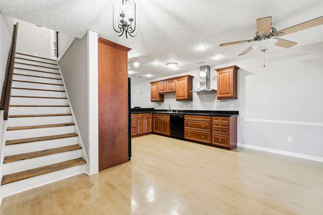 404 72nd Ave N Apt 206, Myrtle Beach, SC 29572