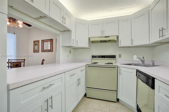 3652 Alder Dr G1, West Palm Beach, FL 33417