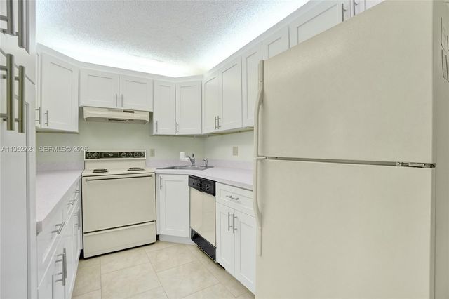 3652 Alder Dr G1, West Palm Beach, FL 33417