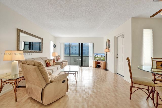 3652 Alder Dr G1, West Palm Beach, FL 33417