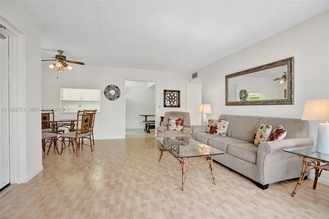 3652 Alder Dr G1, West Palm Beach, FL 33417