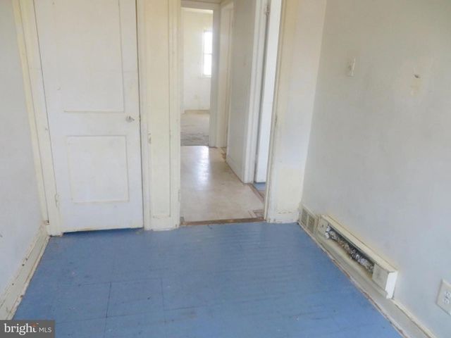 402 S 30TH ST, Camden, NJ 08105