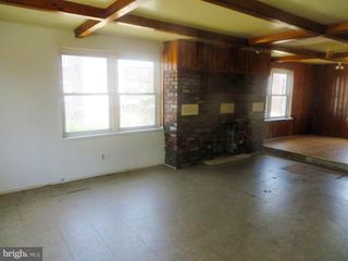 402 S 30TH ST, Camden, NJ 08105
