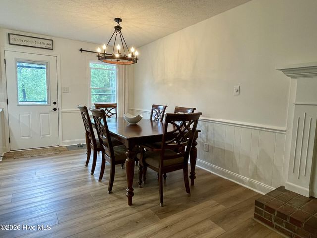 228 Windy Hill Road, Aberdeen, NC 28315