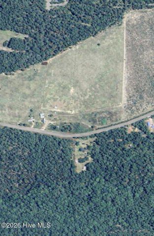 228 Windy Hill Road, Aberdeen, NC 28315