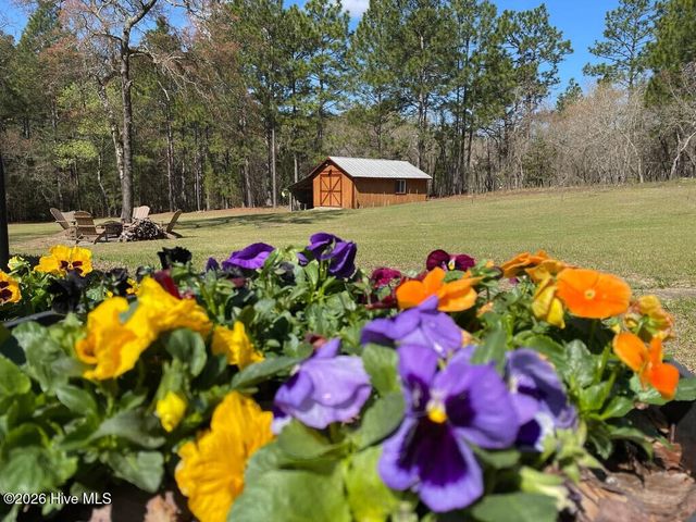 228 Windy Hill Road, Aberdeen, NC 28315