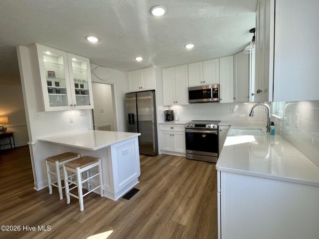 228 Windy Hill Road, Aberdeen, NC 28315