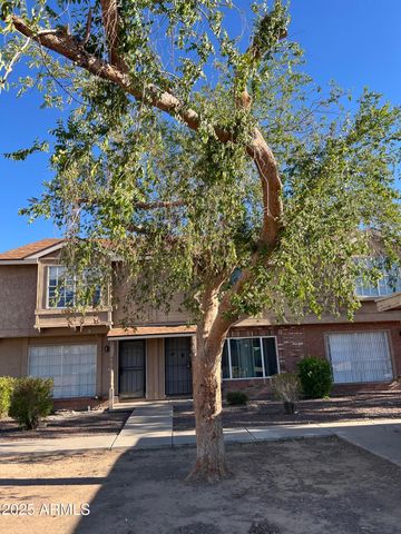 5819 N 59th Drive, Glendale, AZ 85301