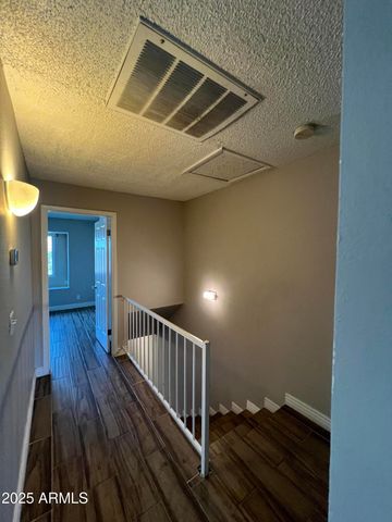 5819 N 59th Drive, Glendale, AZ 85301