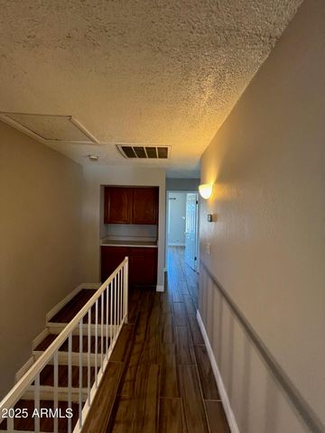 5819 N 59th Drive, Glendale, AZ 85301
