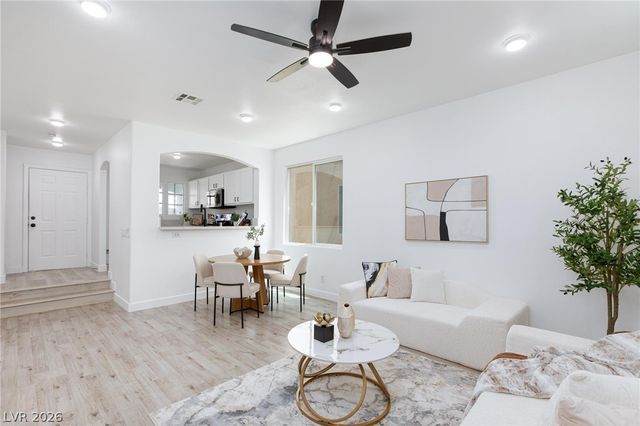 10373 Perfect Parsley Street, Las Vegas, NV 89183