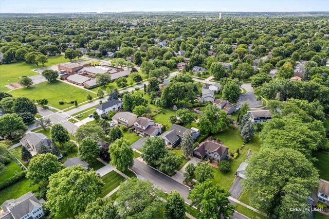1350 Leverenz Road, Naperville, IL 60564