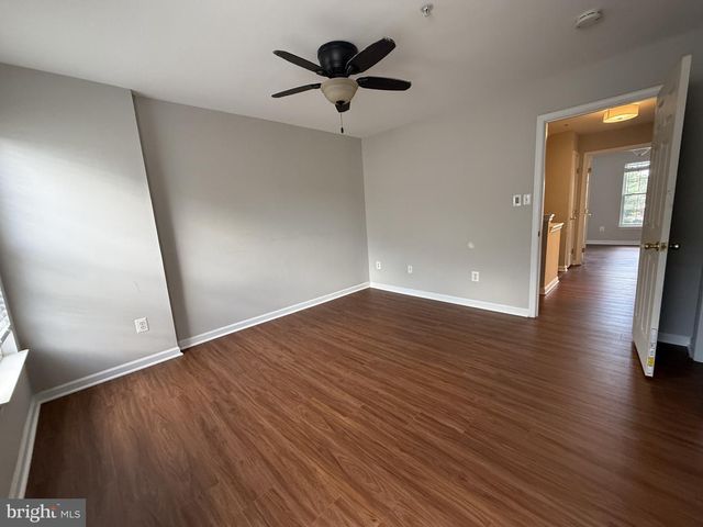 970 HARRISON CIR, Alexandria, VA 22304