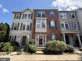 970 HARRISON CIR, Alexandria, VA 22304