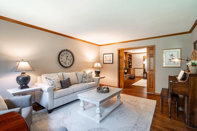 S24W27029 Apache PASS, Waukesha, WI 53188