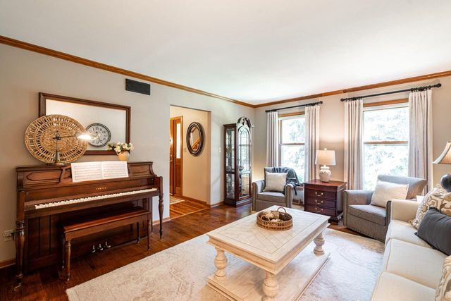 S24W27029 Apache PASS, Waukesha, WI 53188