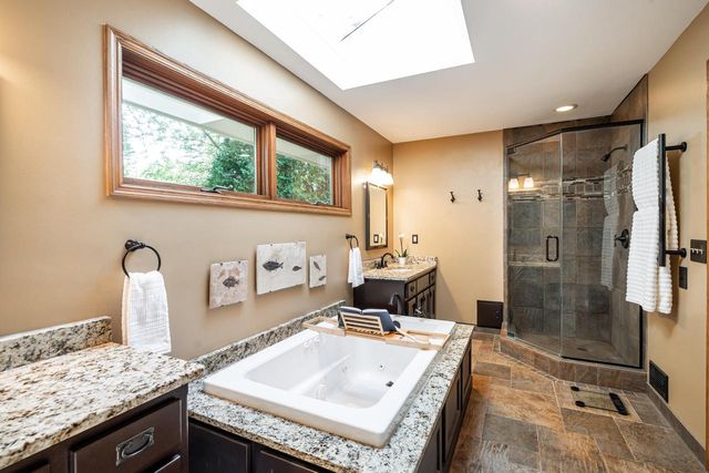 S24W27029 Apache PASS, Waukesha, WI 53188