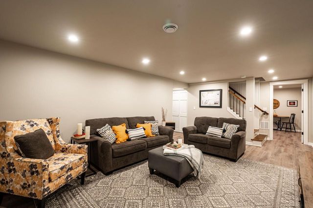 S24W27029 Apache PASS, Waukesha, WI 53188