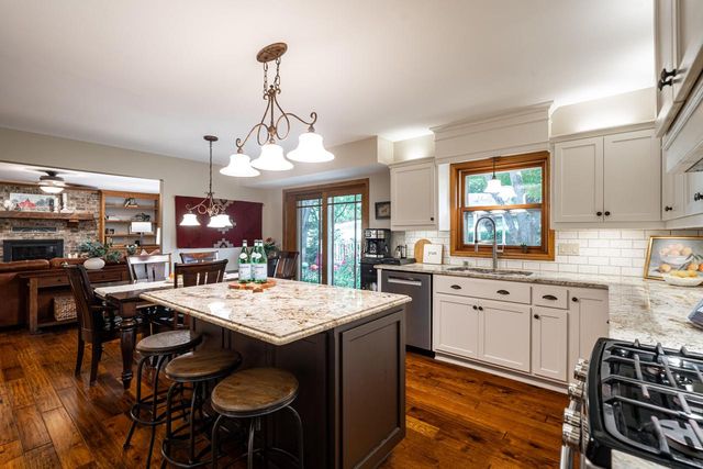 S24W27029 Apache PASS, Waukesha, WI 53188