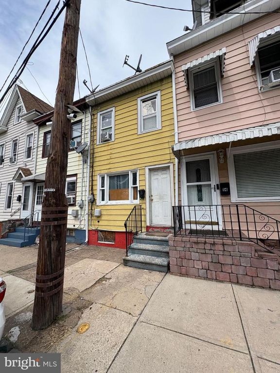 12 WEST ST, Trenton, NJ 08611