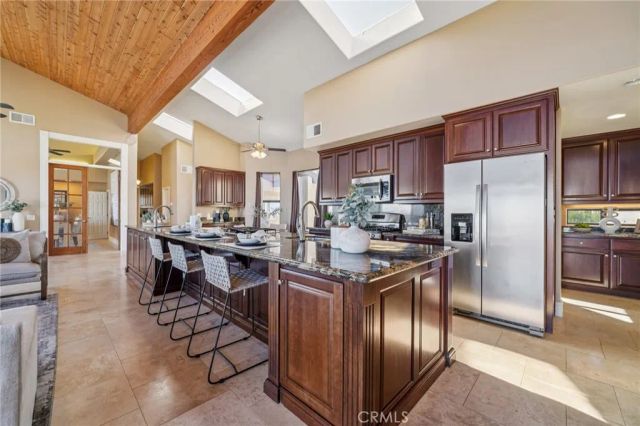 37289 Via Majorca, Murrieta, CA 92562