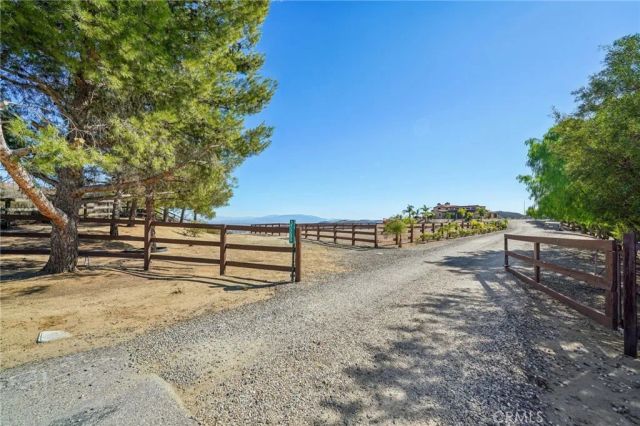 37289 Via Majorca, Murrieta, CA 92562