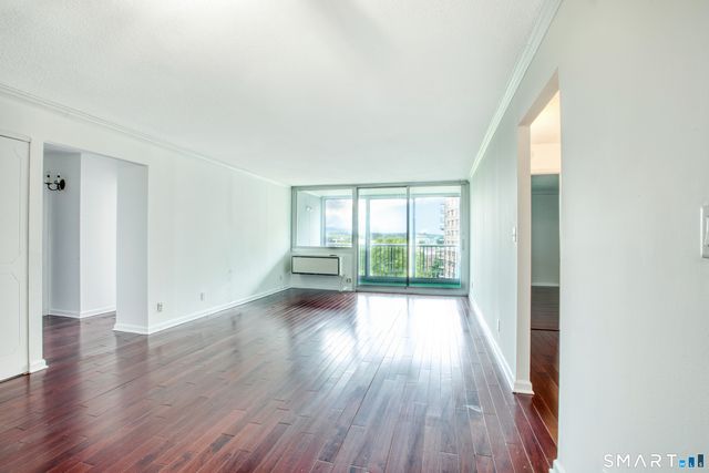 1 Strawberry Hill Avenue 7D, Stamford, CT 06902