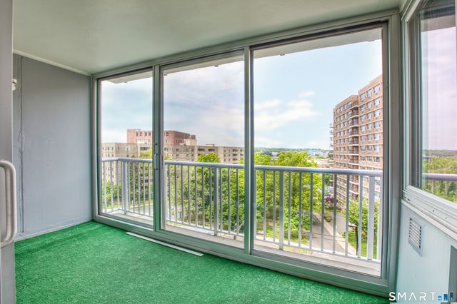 1 Strawberry Hill Avenue 7D, Stamford, CT 06902