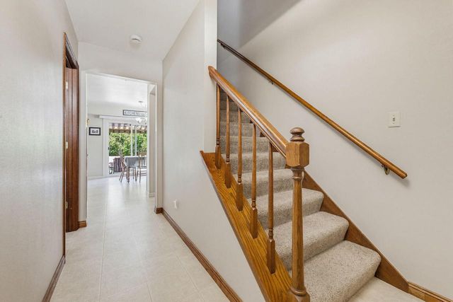 N79W15586 Deerfield TRAIL, Menomonee Falls, WI 53051