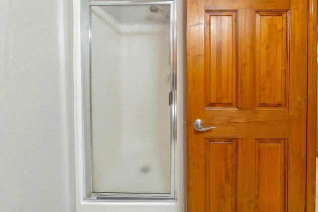 N79W15586 Deerfield TRAIL, Menomonee Falls, WI 53051