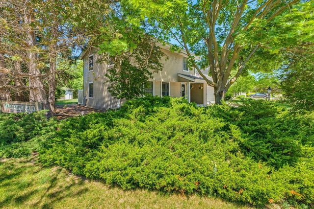 N79W15586 Deerfield TRAIL, Menomonee Falls, WI 53051