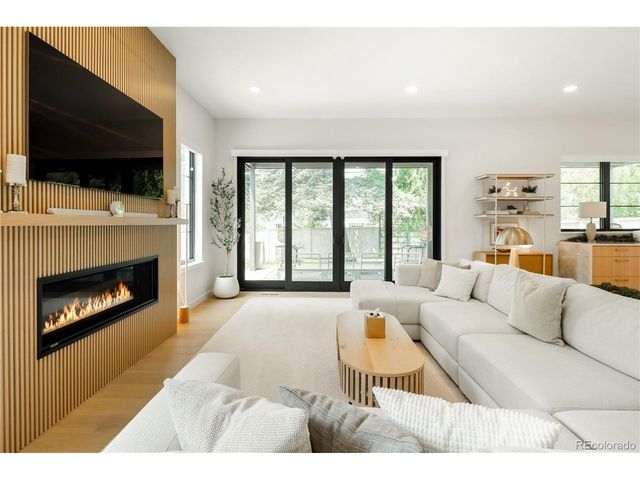 111 S Clermont St, Denver, CO 80246
