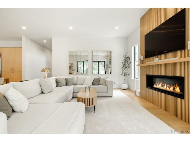 111 S Clermont St, Denver, CO 80246