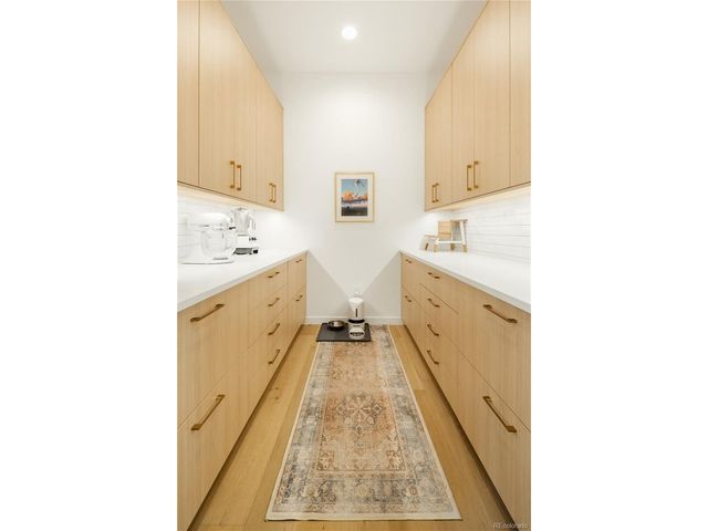 111 S Clermont St, Denver, CO 80246