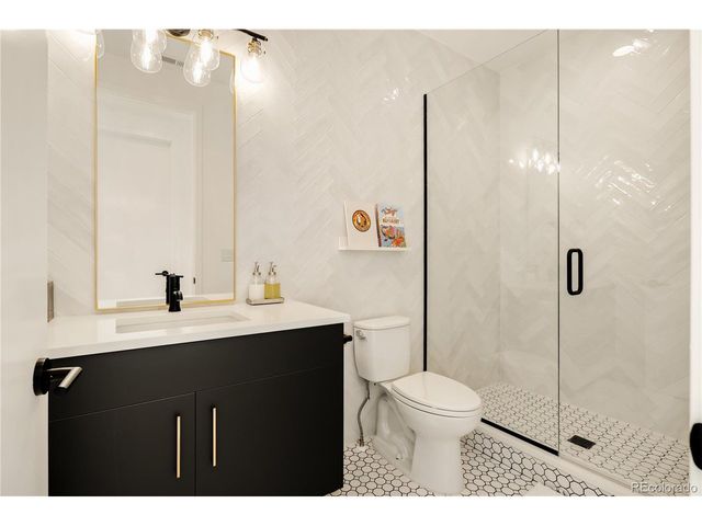 111 S Clermont St, Denver, CO 80246